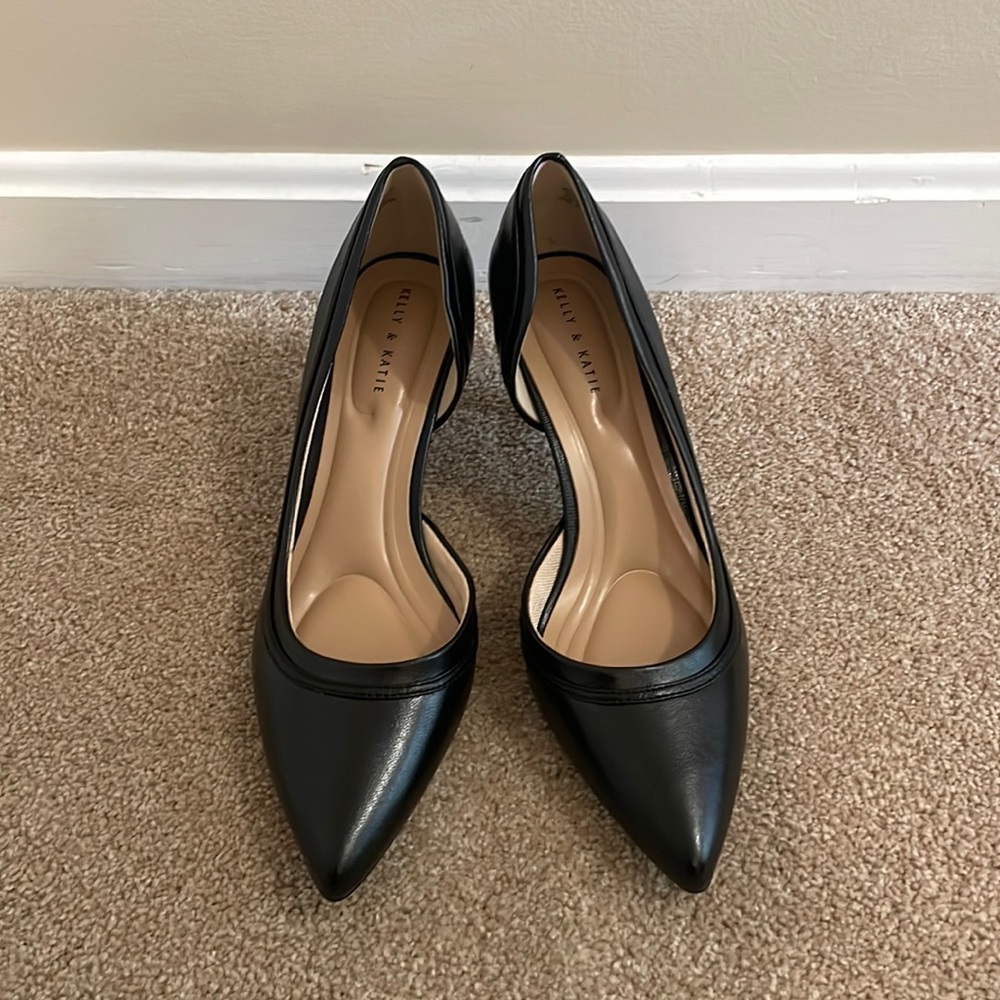 Kelly and Katie heels size 8